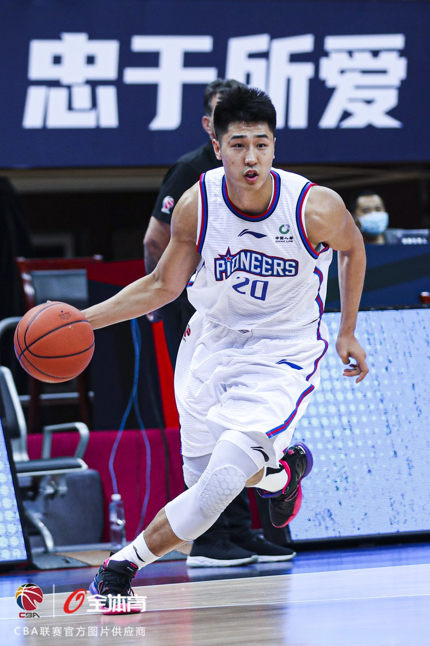 关于里程碑夜托特纳姆篮板制胜，CBA常规赛转会期刷纪录，底气十足，年轻球员得到机会的信息IM电竞